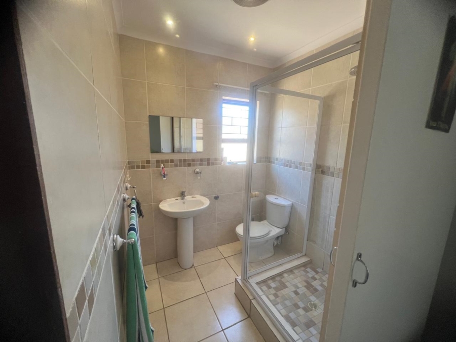 4 Bedroom Property for Sale in Pellsrus Eastern Cape